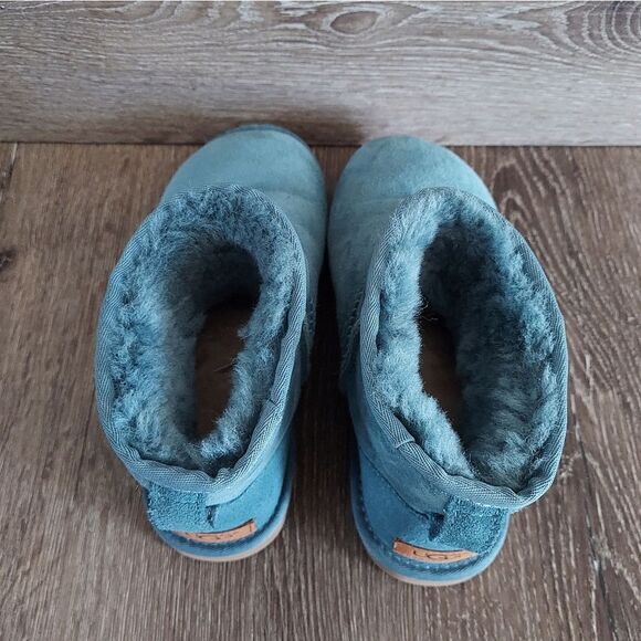 UGG Classic Mini II Boot Size 6 - Picture 6 of 11